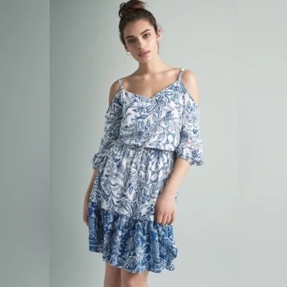 Eliza J Blue and White Floral Petite Dress - Picture 1 of 9
